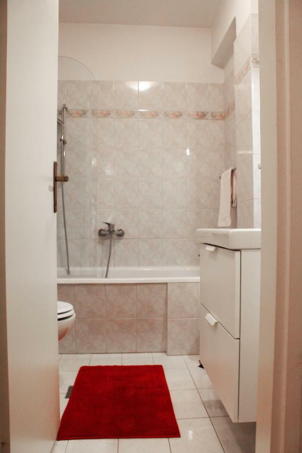 Sunny Corner In City Center With Free Parking Pula Exterior foto