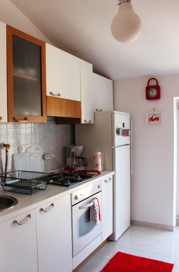 Sunny Corner In City Center With Free Parking Pula Exterior foto